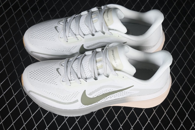 나이키 NIKE 에어줌 페가수스 러닝화 화이트 IB1873-020 상세 이미지 2