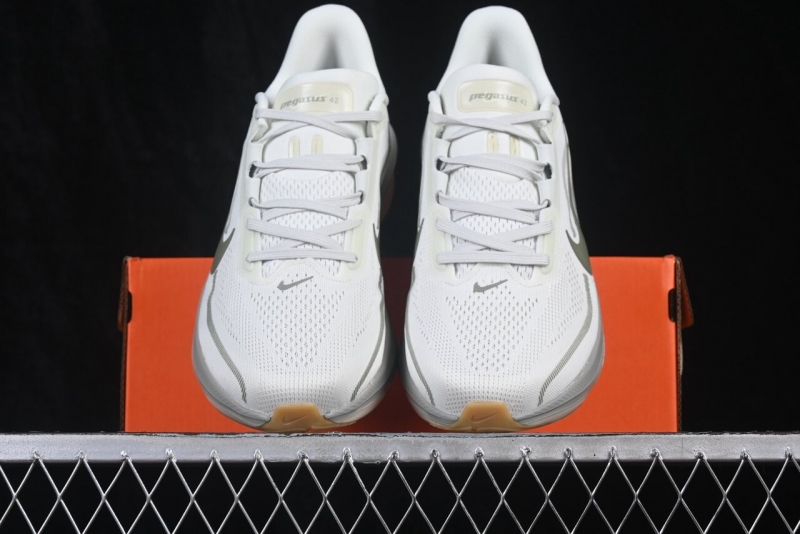 나이키 NIKE 에어줌 페가수스 러닝화 화이트 IB1873-020 상세 이미지 3