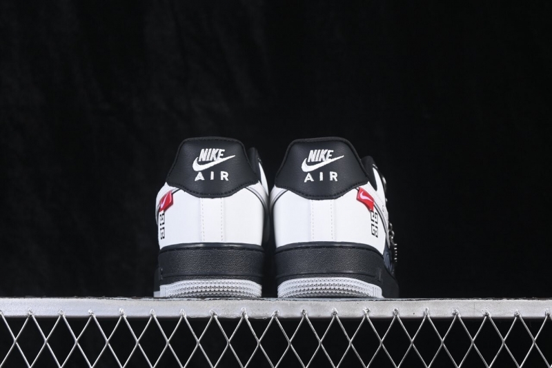 나이키 NIKE 에어포스 1 로우 블랙 화이트 운동화 RJ1988-004 상세 이미지 4