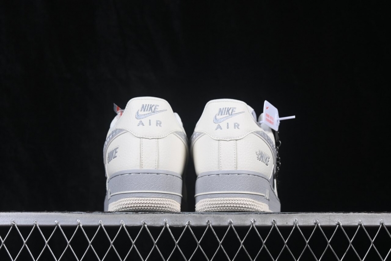 나이키 NIKE 에어포스1 로우 화이트 그레이 운동화 DN9688-142 상세 이미지 4