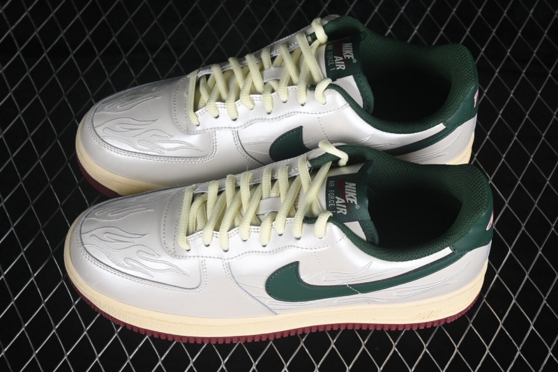 나이키 NIKE 에어포스1 로우 화이트 그린 플레임 스니커즈 IR5896-030 상세 이미지 3