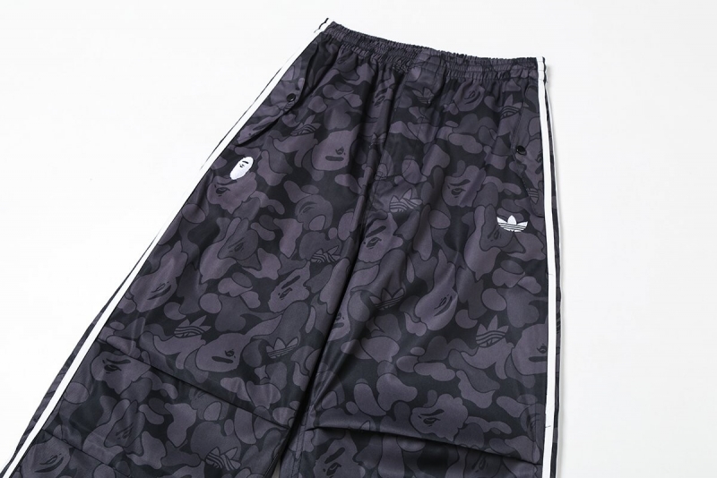 아디다스 ADIDAS 오리지널 카모 스트라이프 조거 팬츠 블랙 상세 이미지 2