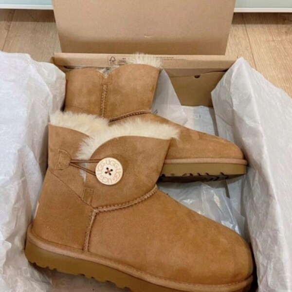 오픈마켓 우리들쇼핑,어그 미니 베일리 버튼 II 부츠 체스트넛 1016422-CHE