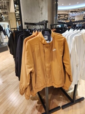 나이키 스포츠웨어 맨 클럽 퓨추라 캐주얼 맨즈 봄버 자켓 FZ0657-224