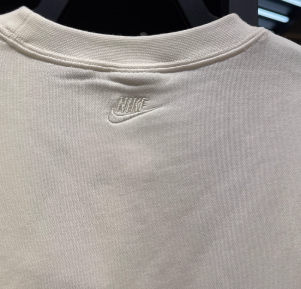 오픈마켓 우리들쇼핑,나이키 스포츠웨어 피닉스 플리스 애플 패치 우먼스 맨투맨 티셔츠 IB8232-133