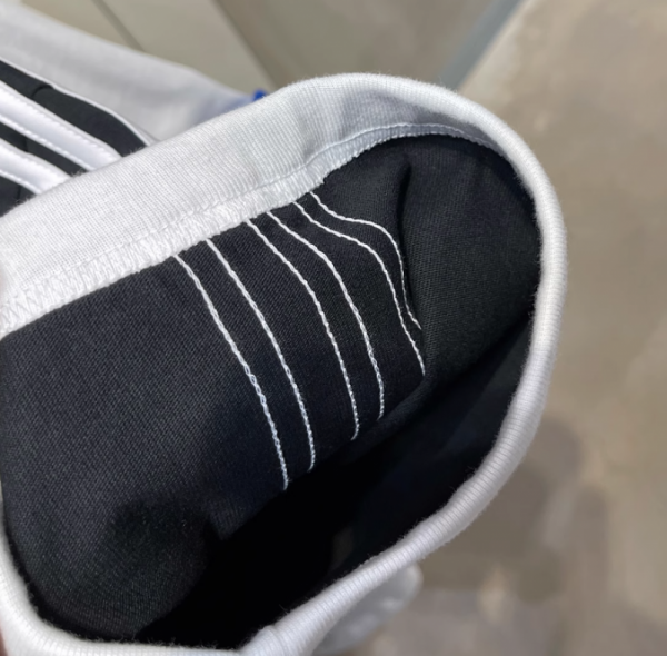 오픈마켓 우리들쇼핑,아디다스 오리지널 트레포일 삼선 커플화 반팔 티셔츠 블랙 KC2603