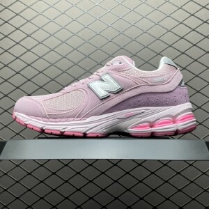 뉴발란스 NB 2002R 쿠리어 캐주얼 슈즈 M2002RCR