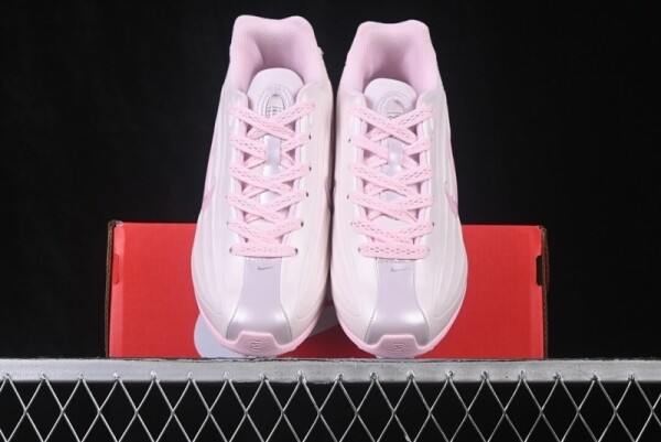 오픈마켓 우리들쇼핑,나이키 Shox Z 핑크 화이트 스니커즈 IR1222-600