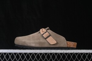 버켄스탁 Boston Soft Footbed Suede 토프 브라운 슬리퍼 0560771