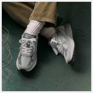 뉴발란스 993 스웨이드 운동화 MR993GL MR993BK