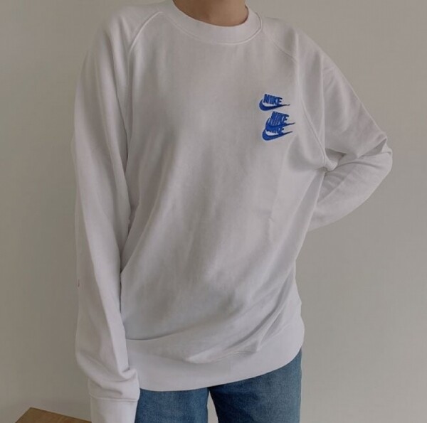 오픈마켓 우리들쇼핑,나이키 NIKE 스포츠웨어 로고 크루넥 맨투맨 화이트 DN4408-100