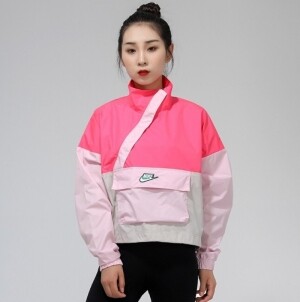 나이키 스포츠웨어 아이콘 클래쉬 우븐 바람막이 여성 아노락 재킷 핑크 CU5971-639